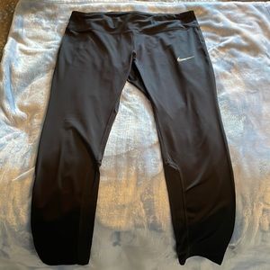 Nike mesh detail 7/8 leggings